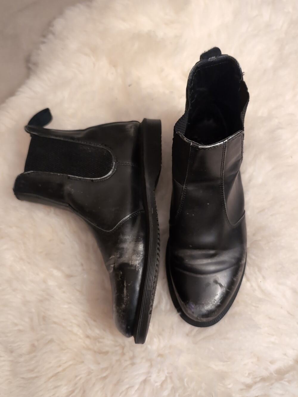 Dr Doc Martens Flora Oil Resistant Chelsea Boots Black Women’s Size 9 Silver